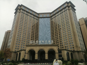 简阳天府国际大酒店2台2800KW热水锅炉