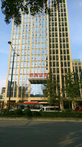 华西证券大厦2台1.05MW真空热水锅炉